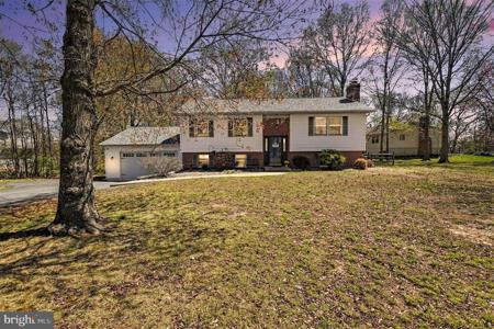 107 WHITE PINE CIRCLE