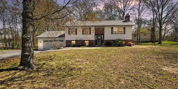 107 WHITE PINE CIRCLE