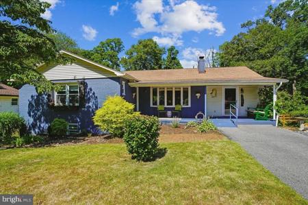 278 HILLSMERE DRIVE