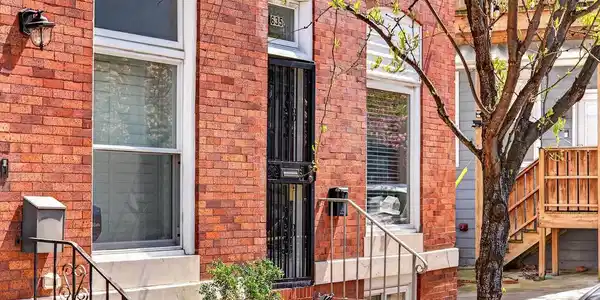 635 EATON STREET