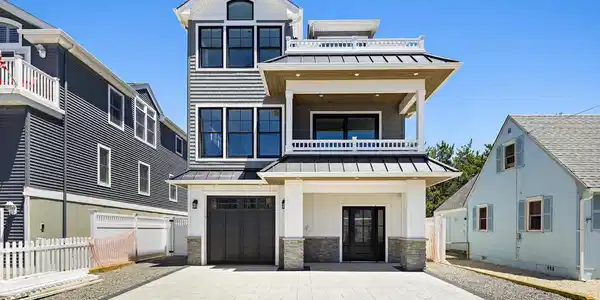 7 19TH STREET