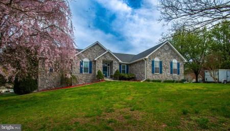 745 MONARCH LANE