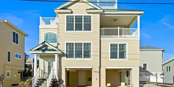 7 JULIA AVENUE