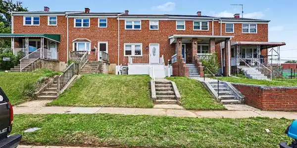 127 BLADEN ROAD