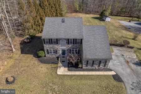 2618 LADY ANNES WAY