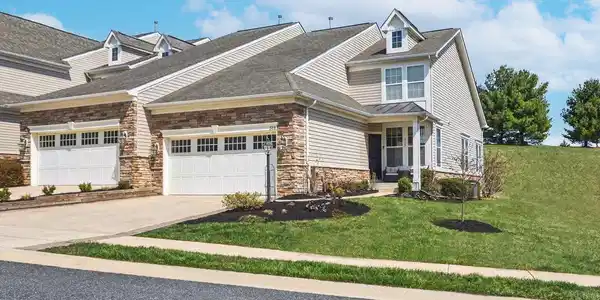 515 MAJESTIC PRINCE CIRCLE