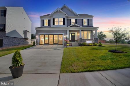 TBB-HAMPTON II RED ROSE COURT