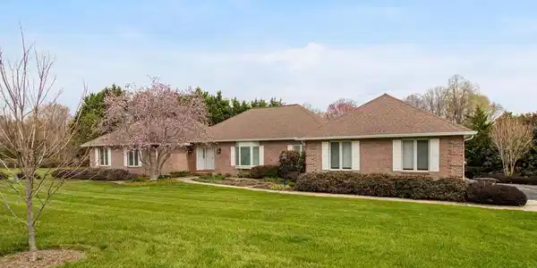 3700 ELBERTA LANE