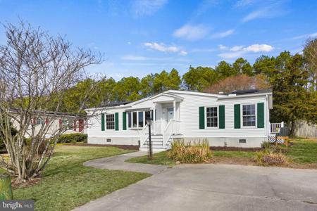 25 COASTAL DRIVE