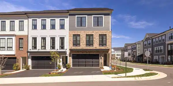 620 ANGELFISH WAY