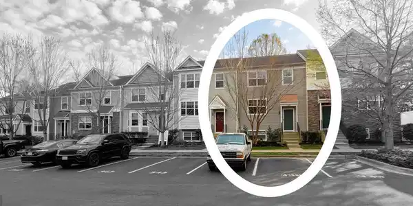 339 ENGLISH OAK LANE