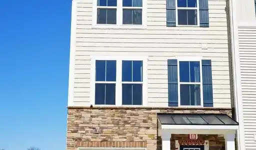 118 FLETCHER CIRCLE