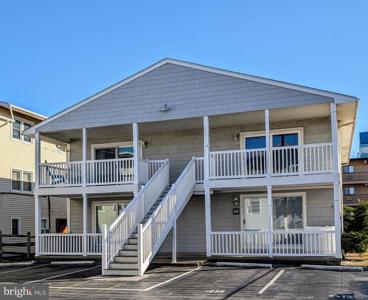 13 52ND STREET