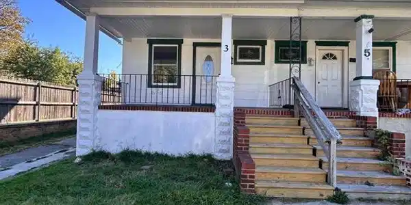 3 NAYLOR AVENUE