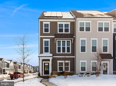 1701 AUTUMN MAPLE LEAF DRIVE
