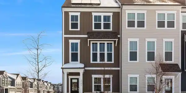 1701 AUTUMN MAPLE LEAF DRIVE