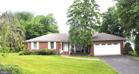 3202 HOLLY LANE