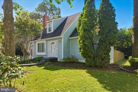1000 HYDE PARK DRIVE