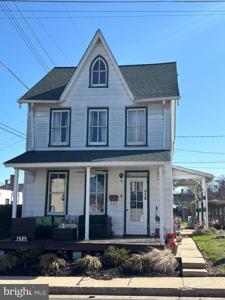 450 GREEN STREET