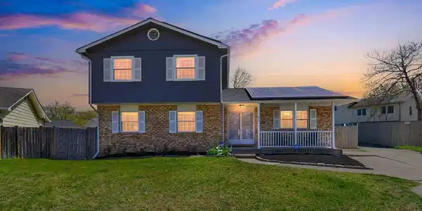 859 BIRCHWOOD COURT