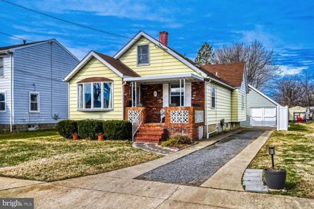 8 SEABRIGHT AVENUE