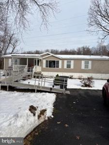 1 WILDWOOD LN