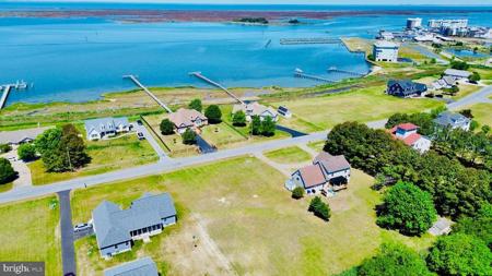 18 HAMMOCK POINT