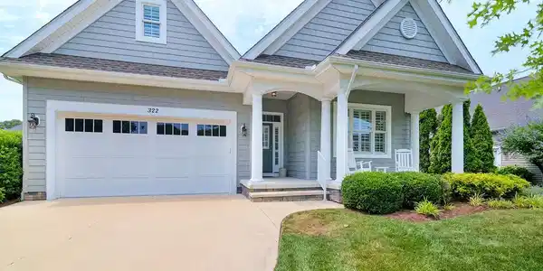 322 CAPTAINS CIRCLE