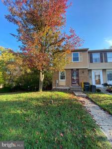 8000 HADFIELD COURT