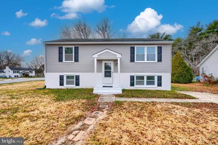 111 SAINT LOUIS DRIVE