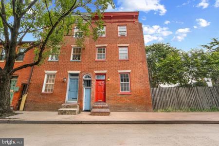1614 LANCASTER STREET