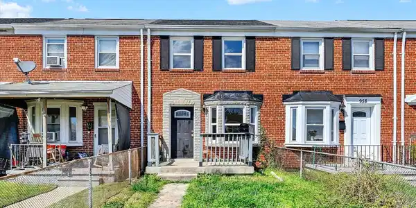 956 MIDDLESEX ROAD