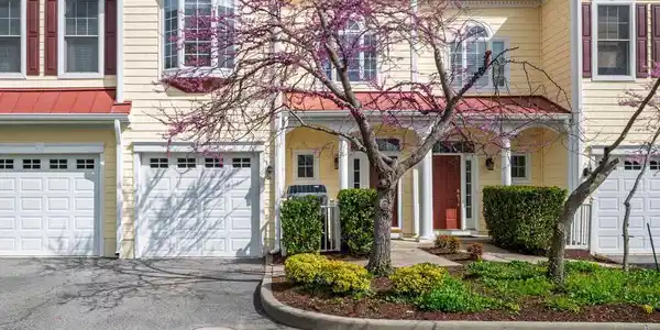 3 RICHARDSON WAY