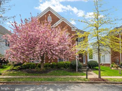 704 CRISFIELD WAY