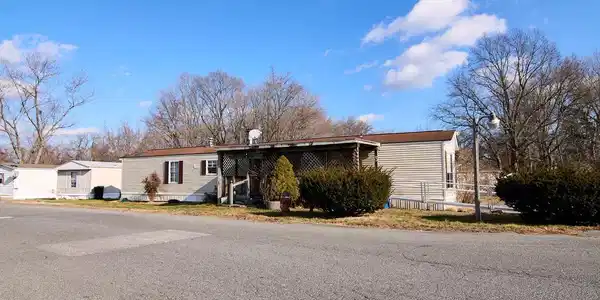 1061 LITTLE CREEK ROAD