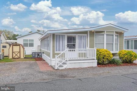 279 WOODHAVEN COURT