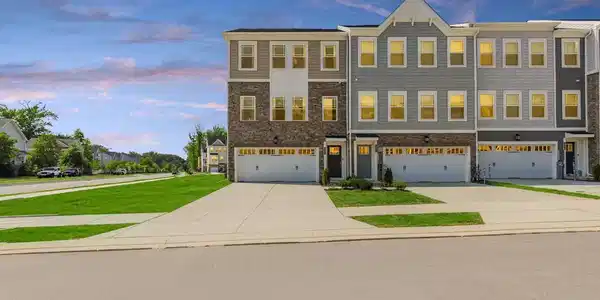 1800 WATERMARK WAY