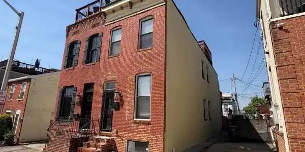 802 POTOMAC STREET