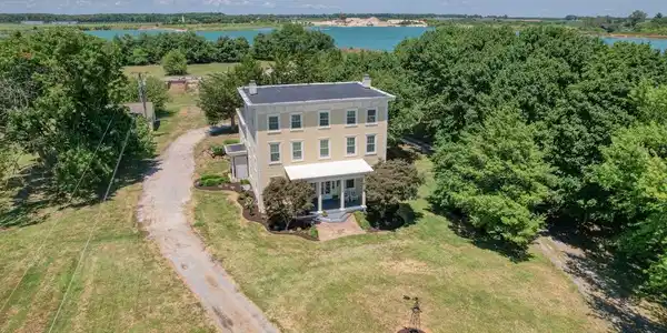 2623 LITTLE CREEK ROAD