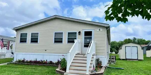 6 RAVEN COURT
