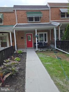570 47TH STREET