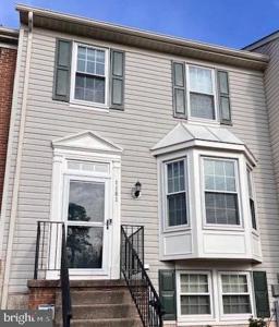 1161 DOUBLE CHESTNUT COURT