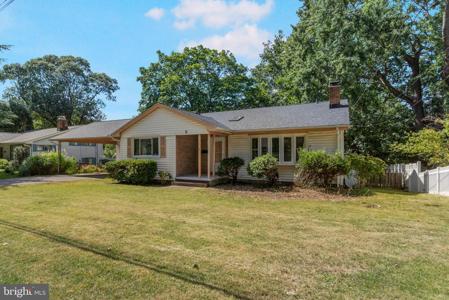 8 WAINWRIGHT DRIVE