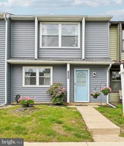 1669 WOODTREE COURT
