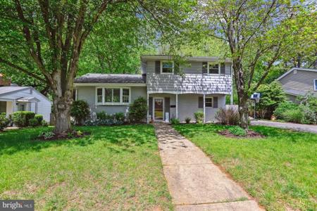 19 BRISTOL DRIVE