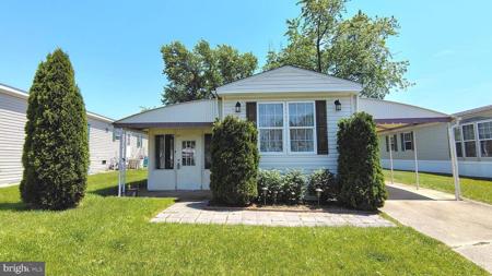 3617 DAHLIA LANE