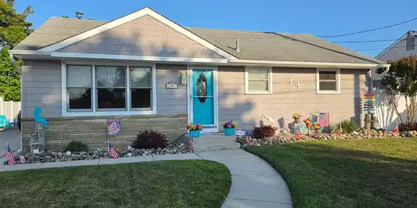 406 ADRIATIC AVENUE