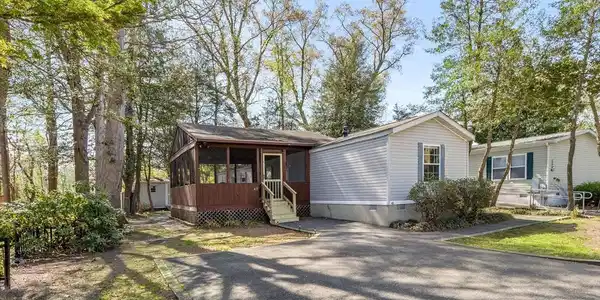 47 WHITE PINE DRIVE