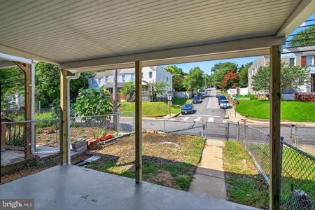 4041 6TH STREET