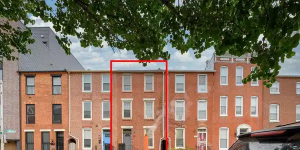121 HAMBURG STREET